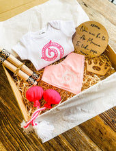 Load image into Gallery viewer, Girl&#39;s Extra Large Gift Box
