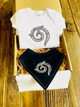 Load image into Gallery viewer, Boy&#39;s Small Gift Box
